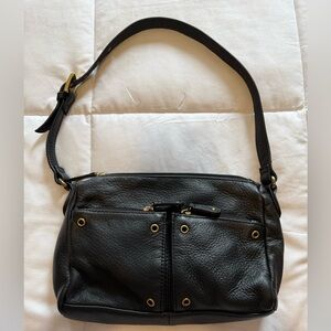 Stone Mountain Elegant Black Leather Shoulder Bag